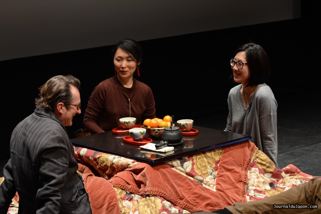 Junko KAWAKAMI, Misato Kakizaki-Raillard et Patrick Honnoré, autour d'un kotatsu