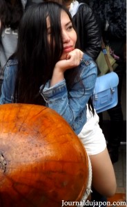 L'attraction du grand pénis en bois