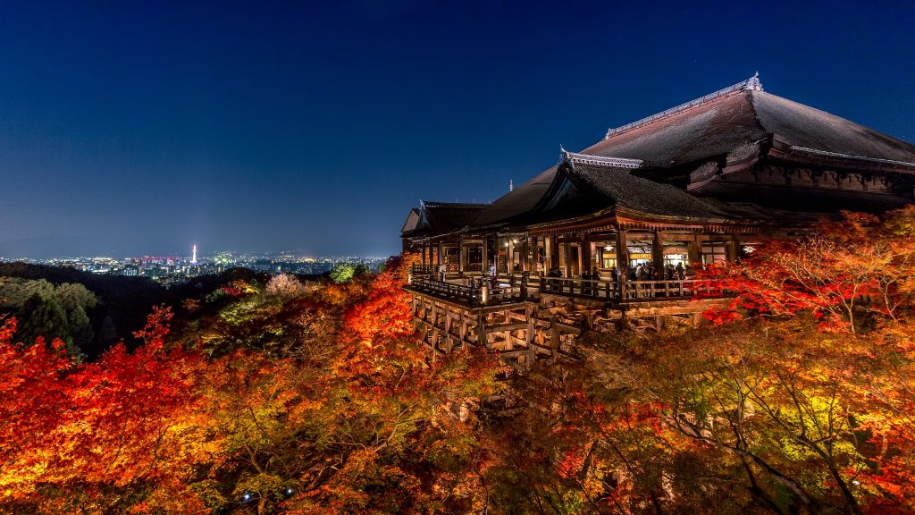 Les nocturnes du Kiyomizu-dera sont spectaculaires! Crédits photo: miner8