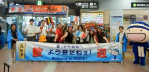 À l’arrivée à l’aéroport de Kochi