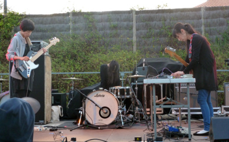 Nisennenmondai - Photo Thomas Hajdukowicz Nisennenmondai - Photo Thomas Hajdukowicz