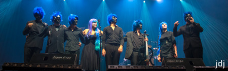 Toute la troupe de The Neko Light Orchestra - Photo Paul Ozouf Toute la troupe de The Neko Light Orchestra - Photo Paul Ozouf