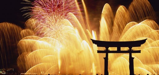 Feu d'artifice du nouvel an à Miyajima