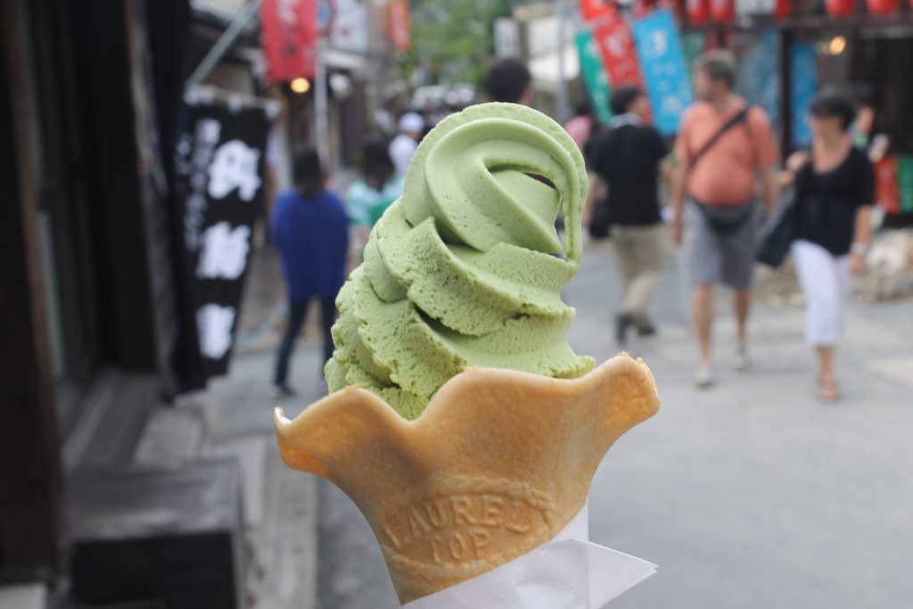 La glace au thé vert fait le plus souvent l’unanimité. Crédits: Flickr