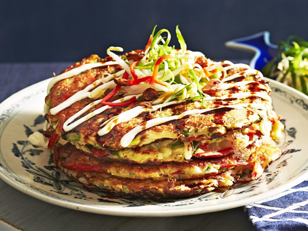 L'okonomiyaki est un plat très apprécié des touristes. Crédits: foodtolove