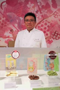 Le chef Shigeyuki OISHI sur le stand Tokyo Chocolate , Salon du chocolat de Paris 2017 ©Vi TOAN