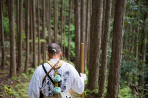 Yamabushi sur le chemin de Kumano