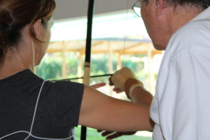 Initiation à la prise de l'arc japonais, kyudojo de Noisiel