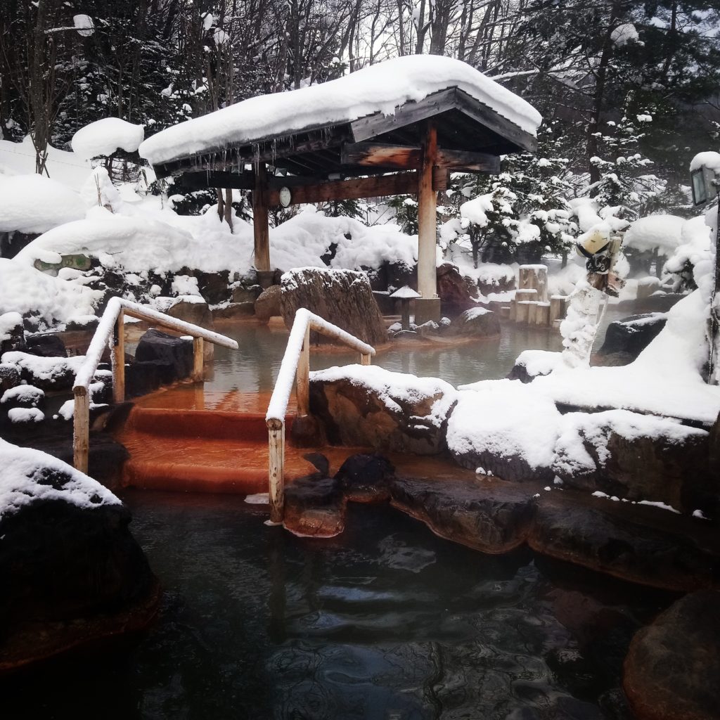 Bien au chaud, avec la neige autour, ça n'a pas de prix. ©mad_ctravel