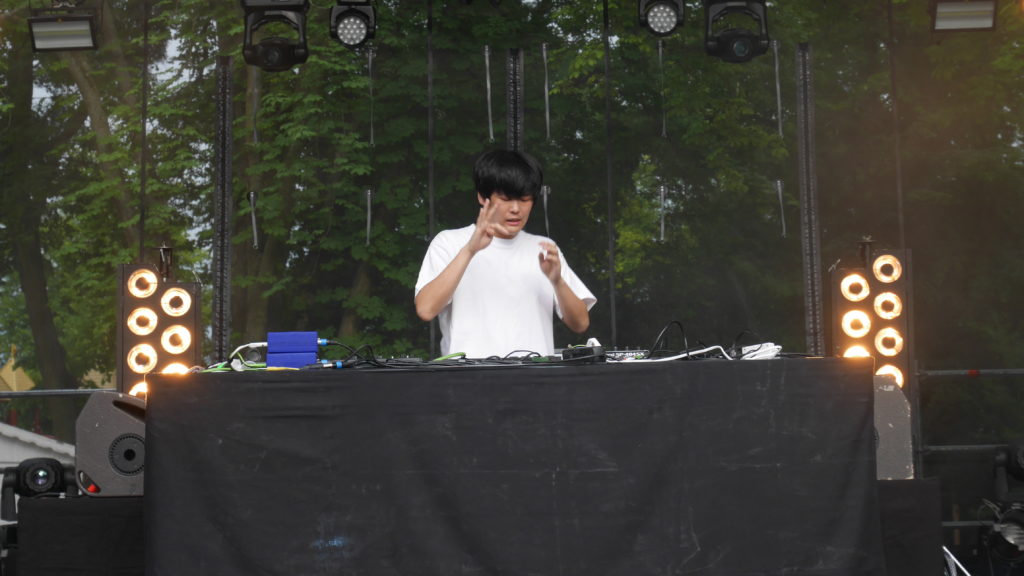 STUTS Magnifique Society