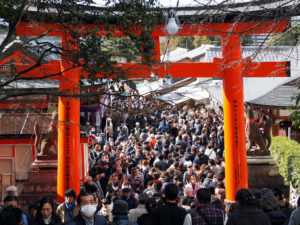 Le Fushimi Inari Taisha de Kyoto, victime de son succès