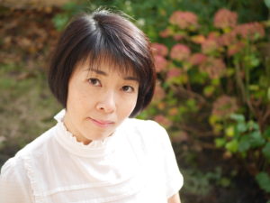 Portrait d'Emi Shimizu fourni par les éditions Akinomé
