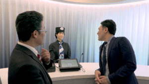 Family Romance, Herzog, robots