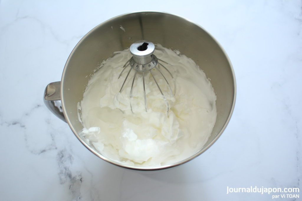 Strawberry Roll Cake