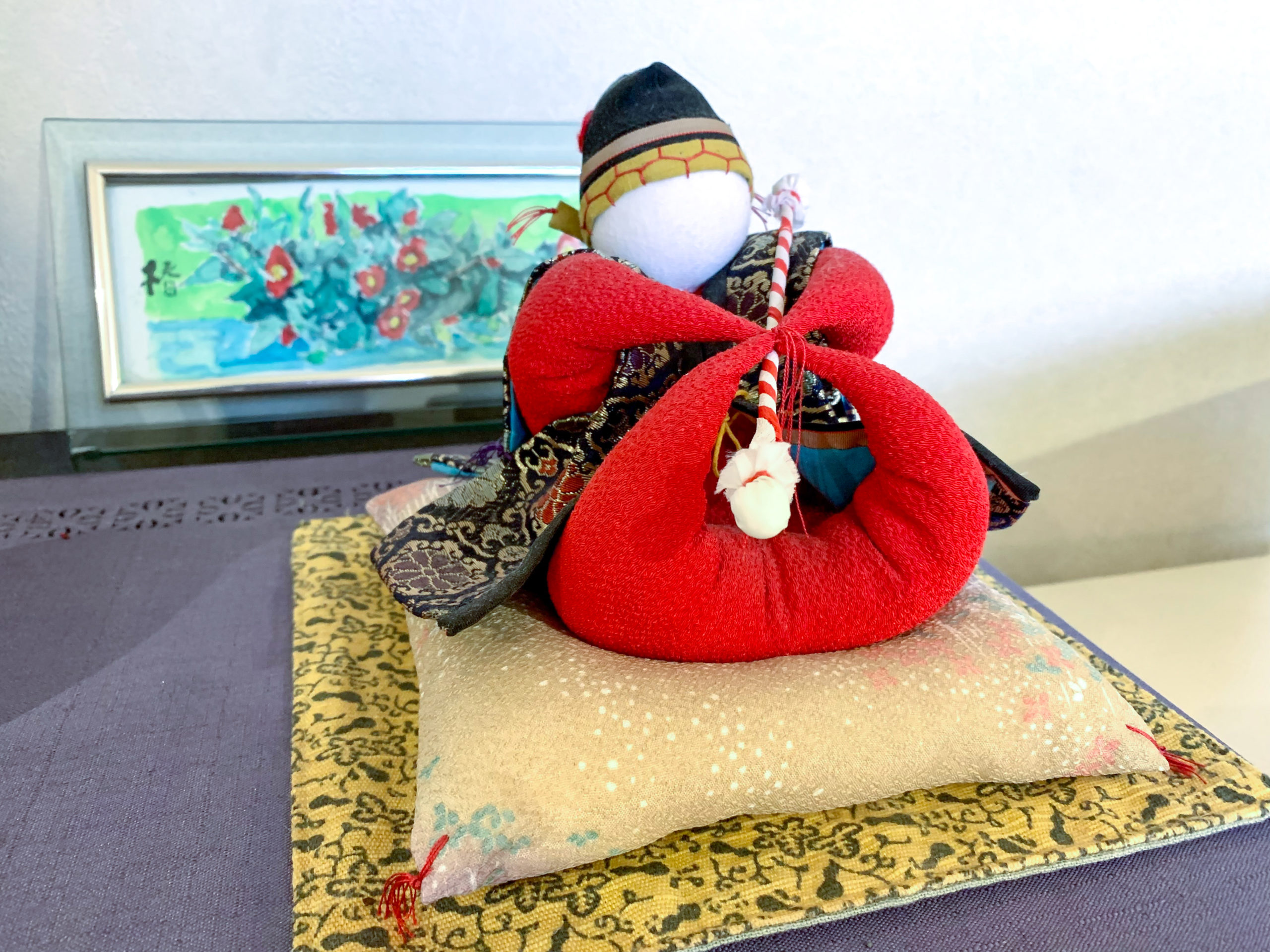 Figurine porte-bonheur japonais en bois et tissu chirimen animaux et  feuilles momiji érable -  France