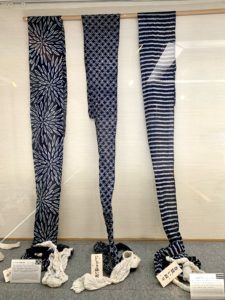 Arimatsu, musée du Shibori, tentures 3