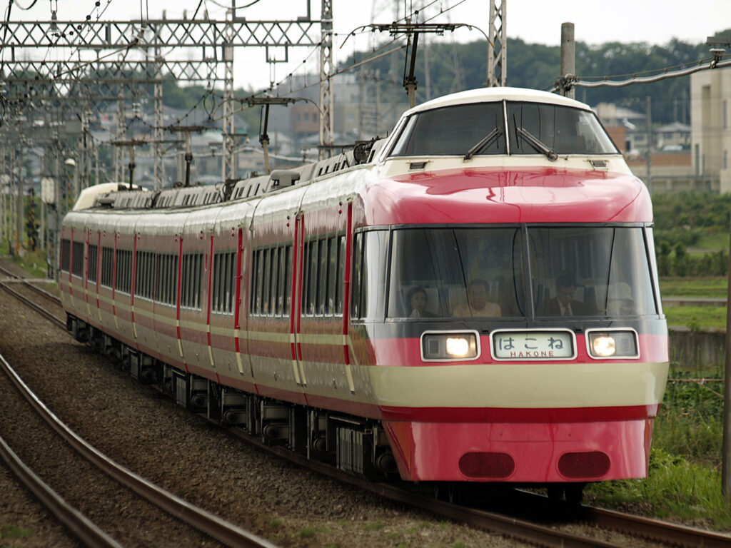 7000 LSE ©Odakyu
