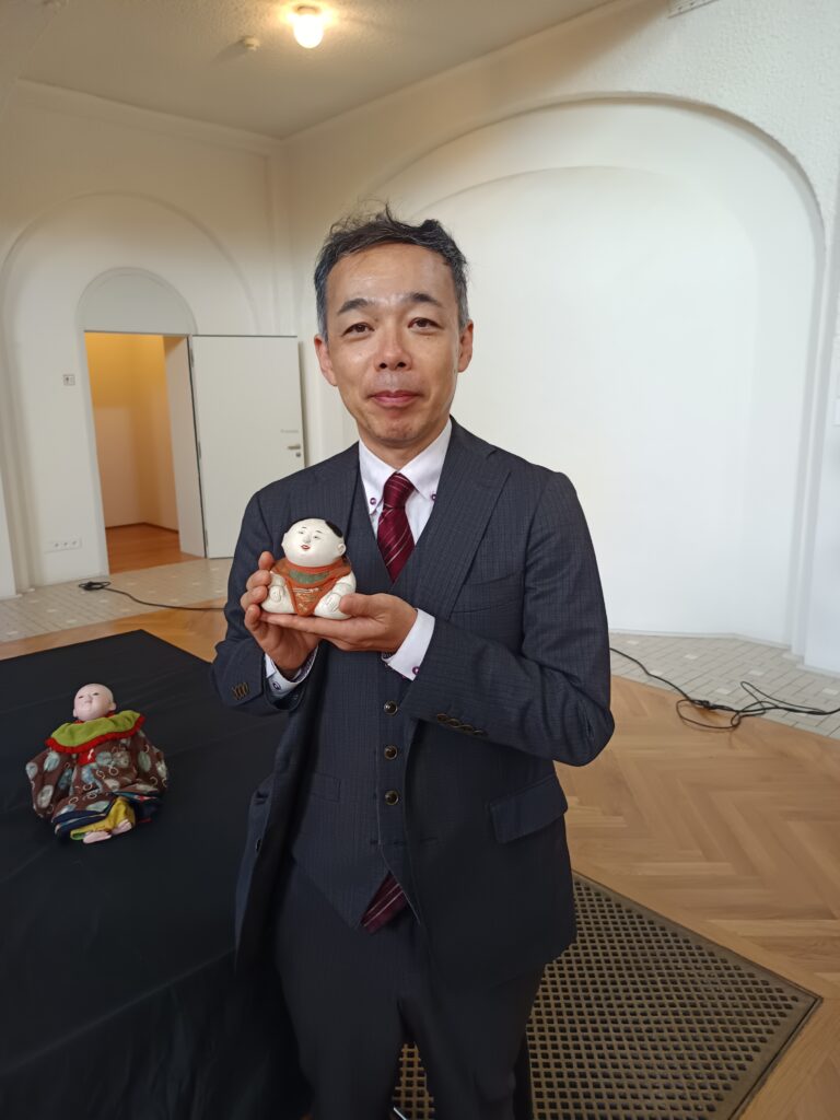 Professeur Tanaka MASARU