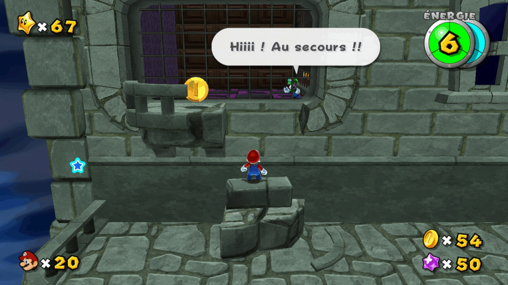 Dans une grande maison hantée, Mario trouve Luigi derrière une fenêtre grillagée