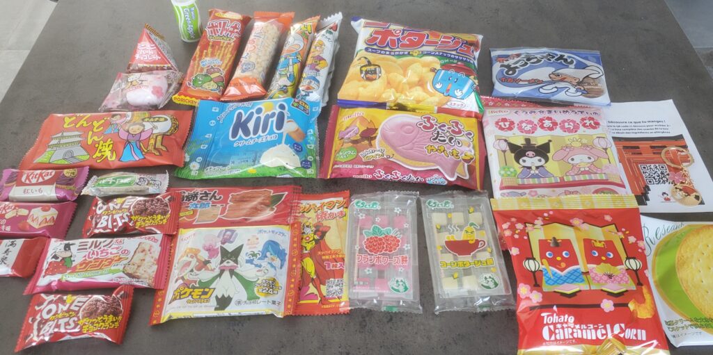 Tokyo Snack Box ©Madeline