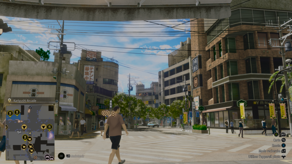 Un peu de tourisme à Okinawa. Haruka-chan fait chante pour Kiryu au karaoké ! Yakuza Kiwami 3 & The Dark Ties ©SEGA 2026