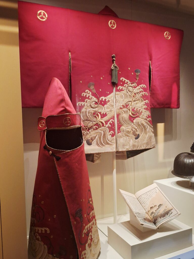 Veste et capuche pour femme pompier (1800-1850) ©David Maingot pour Journal du Japon