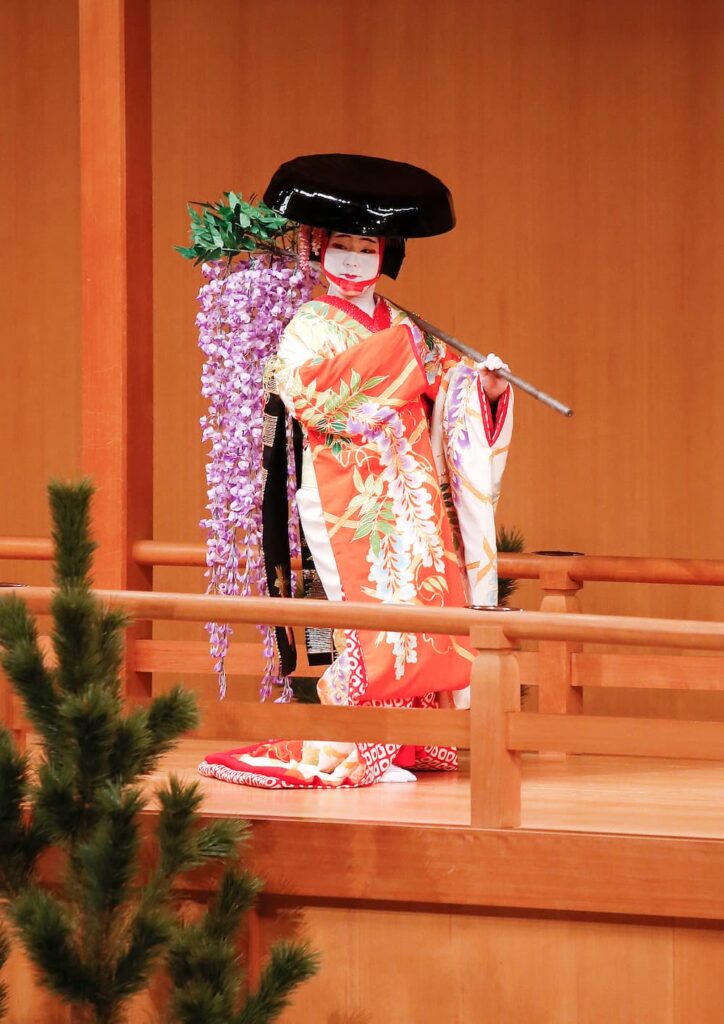 Nakamura Takanosuke dans Fuji Musume ©Watanabe Fumio