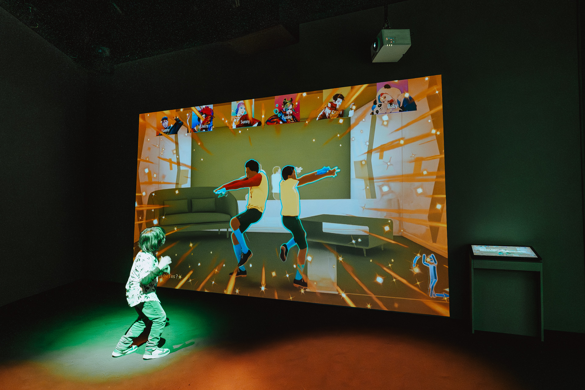 Just Dance est aussi de la party sur écran géant à l'Exposition Video Games & Music à la Philharmonie de Paris

©Afterdepth / Alexandre Fumeron pour Journal du Japon – Tous droits réservés