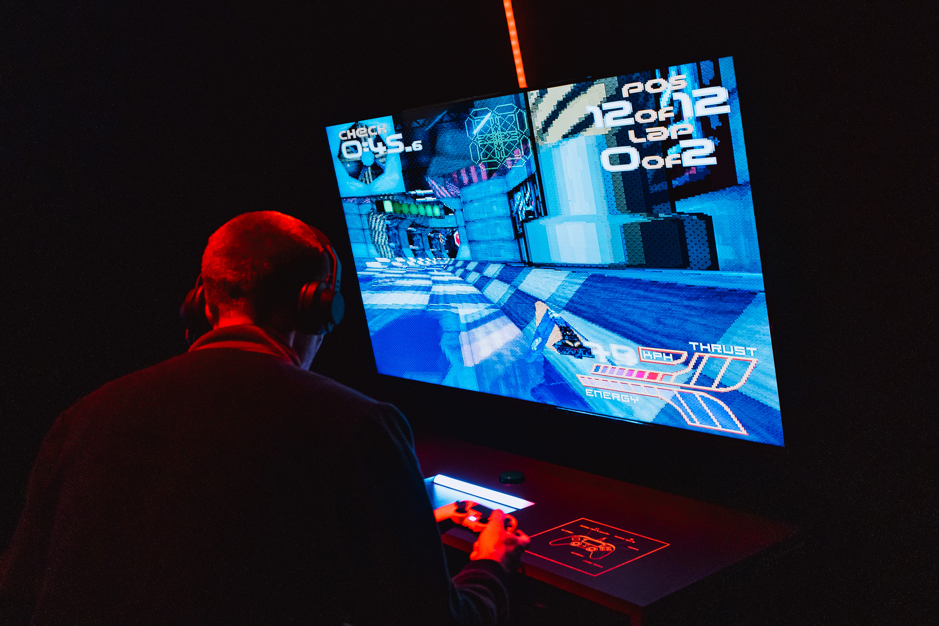 Le mythique Wipeout 2097 jouable en musique à l'Exposition Video Games & Music à la Philharmonie de Paris

©Afterdepth / Alexandre Fumeron pour Journal du Japon – Tous droits réservés